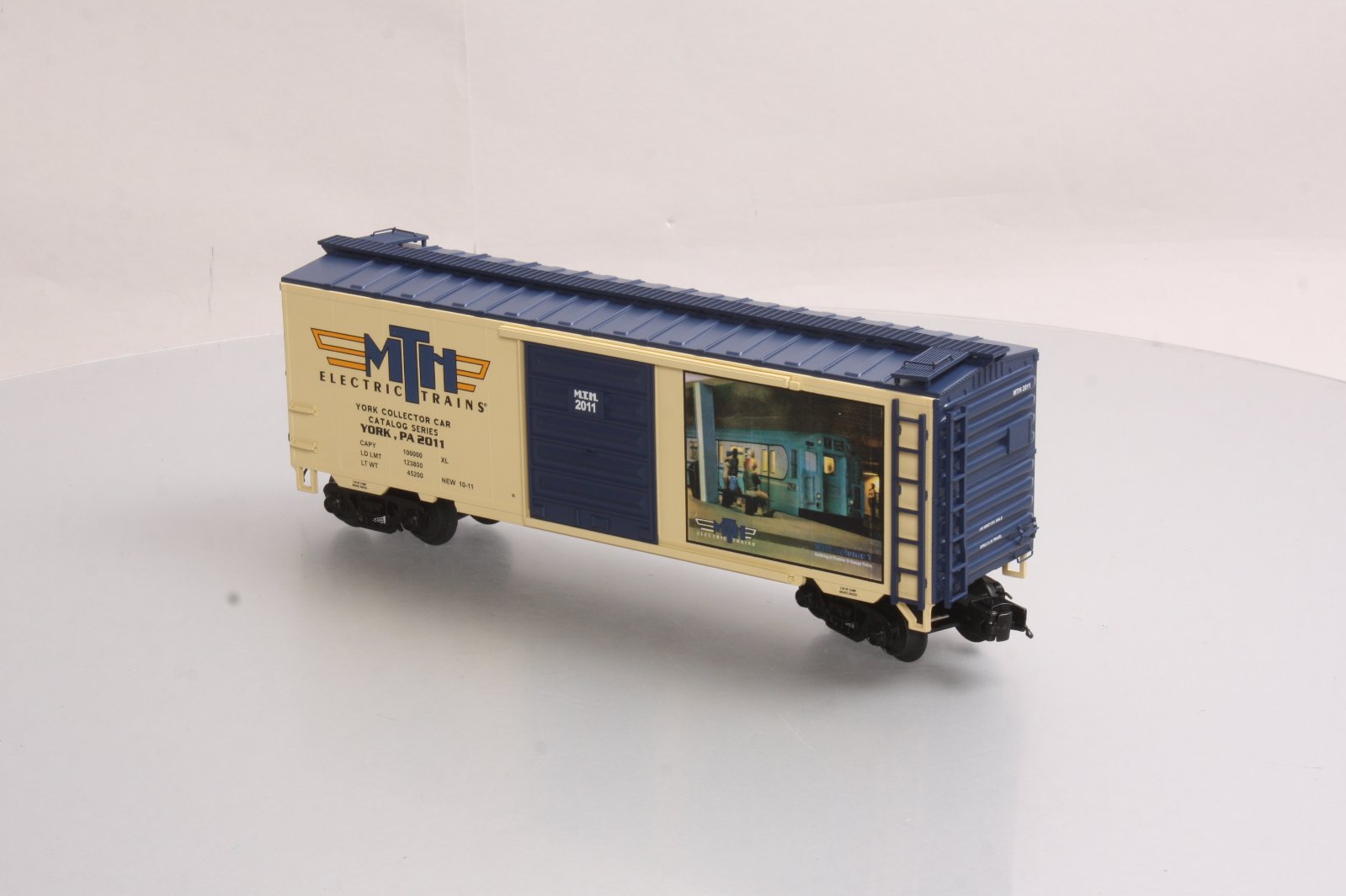 MTH 20-93542 O Gauge TCA Fall York 2011 40' Box Car MT/Box