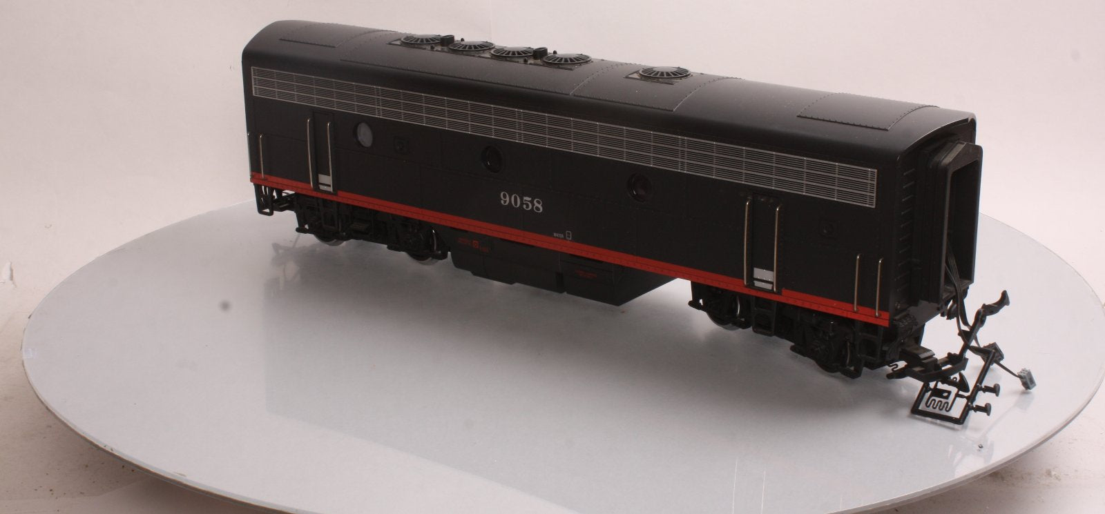 LGB 24582 G Southern Pacific F7-B Non-Powered Diesel Locomotive #9058 LN/Box