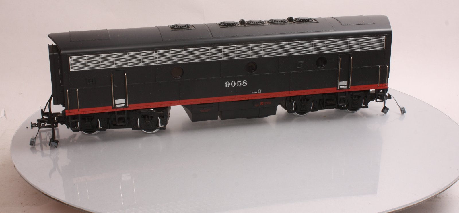 LGB 24582 G Southern Pacific F7-B Non-Powered Diesel Locomotive #9058 LN/Box