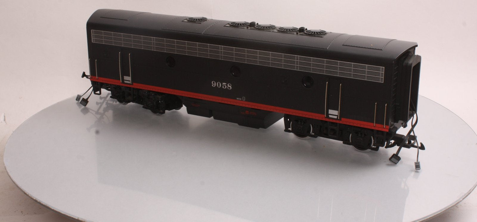 LGB 24582 G Southern Pacific F7-B Non-Powered Diesel Locomotive #9058 LN/Box