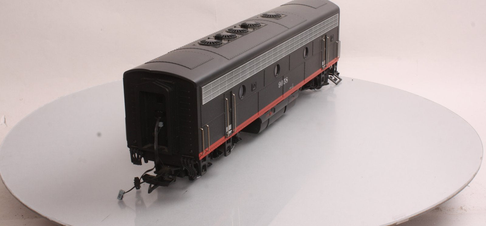 LGB 24582 G Southern Pacific F7-B Non-Powered Diesel Locomotive #9058 LN/Box