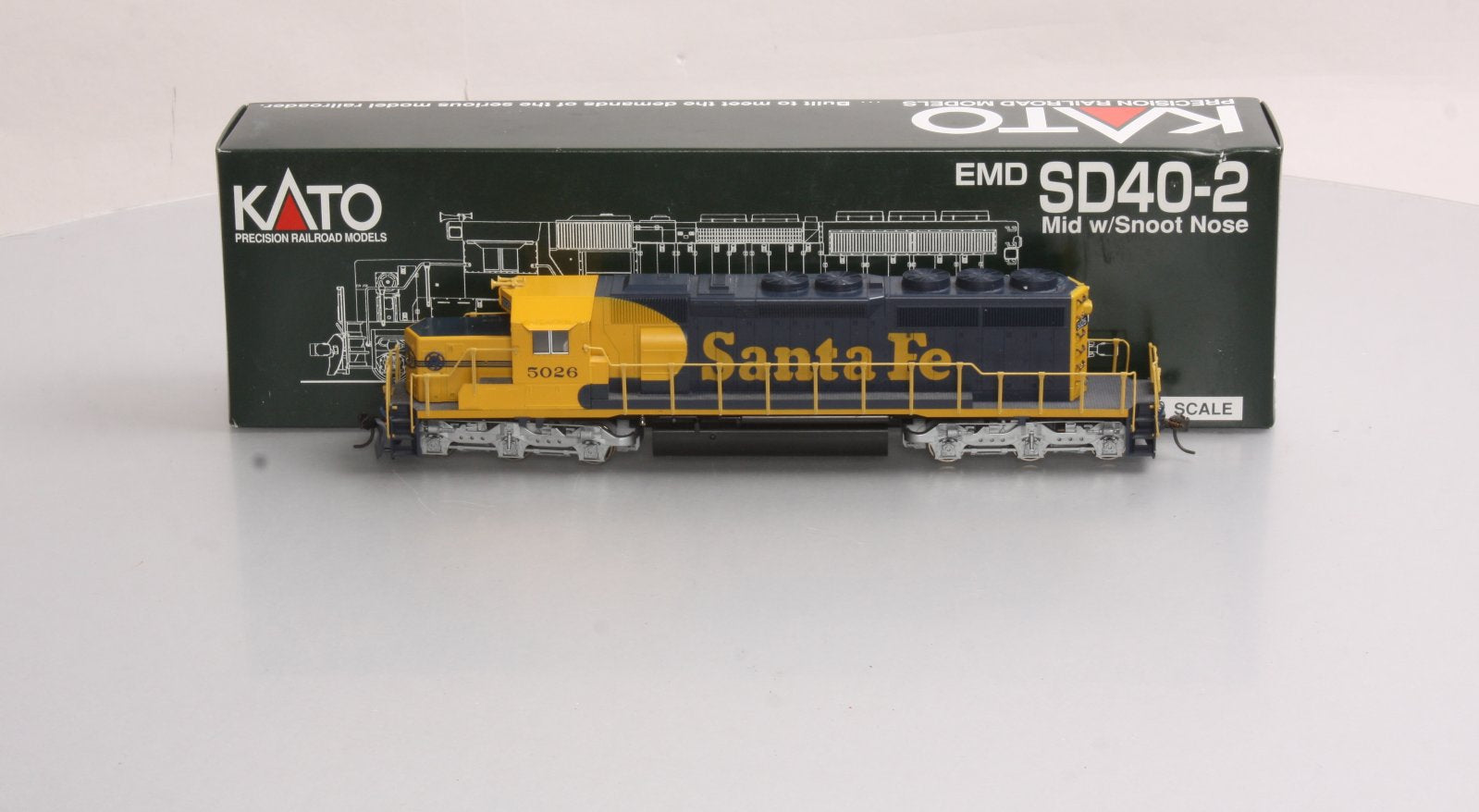 Kato 37-2907 HO Scale Santa Fe EMD SD40-2 Diesel Locomotive #5026 LN/Box