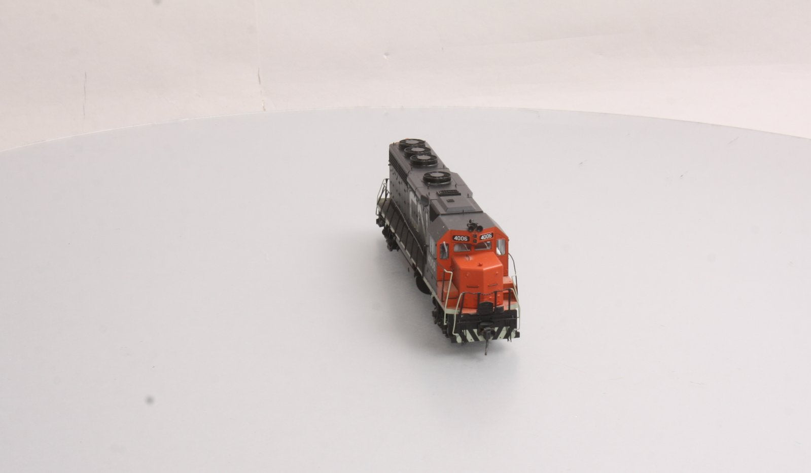 Atlas 8904 HO Scale Canadian National GP-40 Diesel Locomotive #4006 LN/Box
