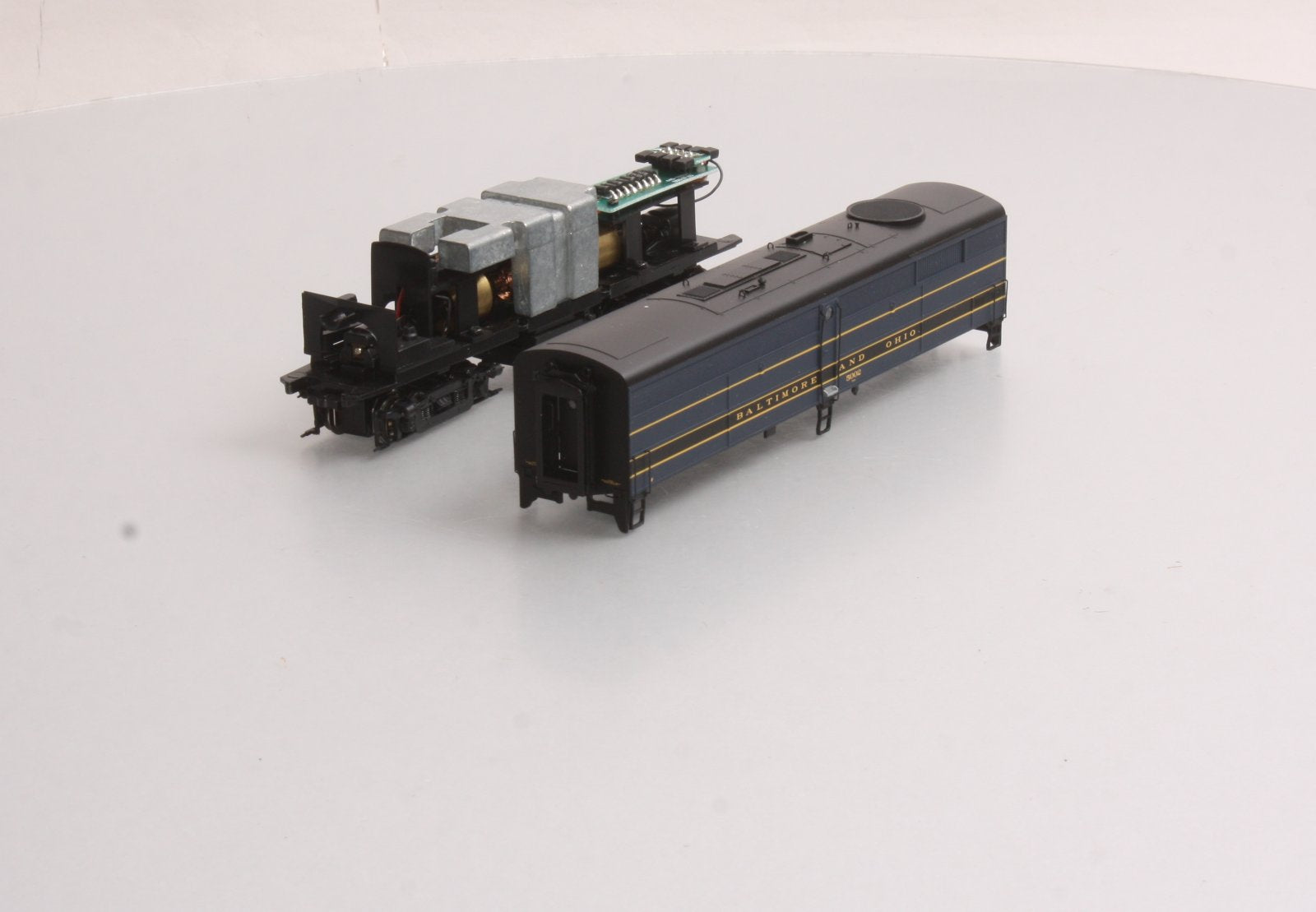 Proto 2000 30201 Baltimore & Ohio FB2 Locomotive #5002