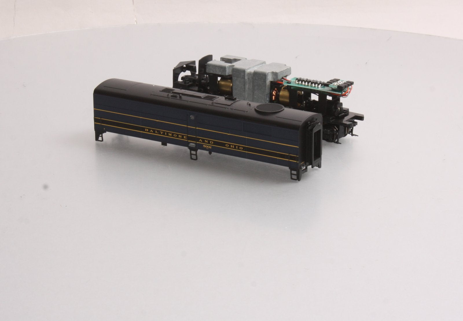 Proto 2000 30201 Baltimore & Ohio FB2 Locomotive #5002