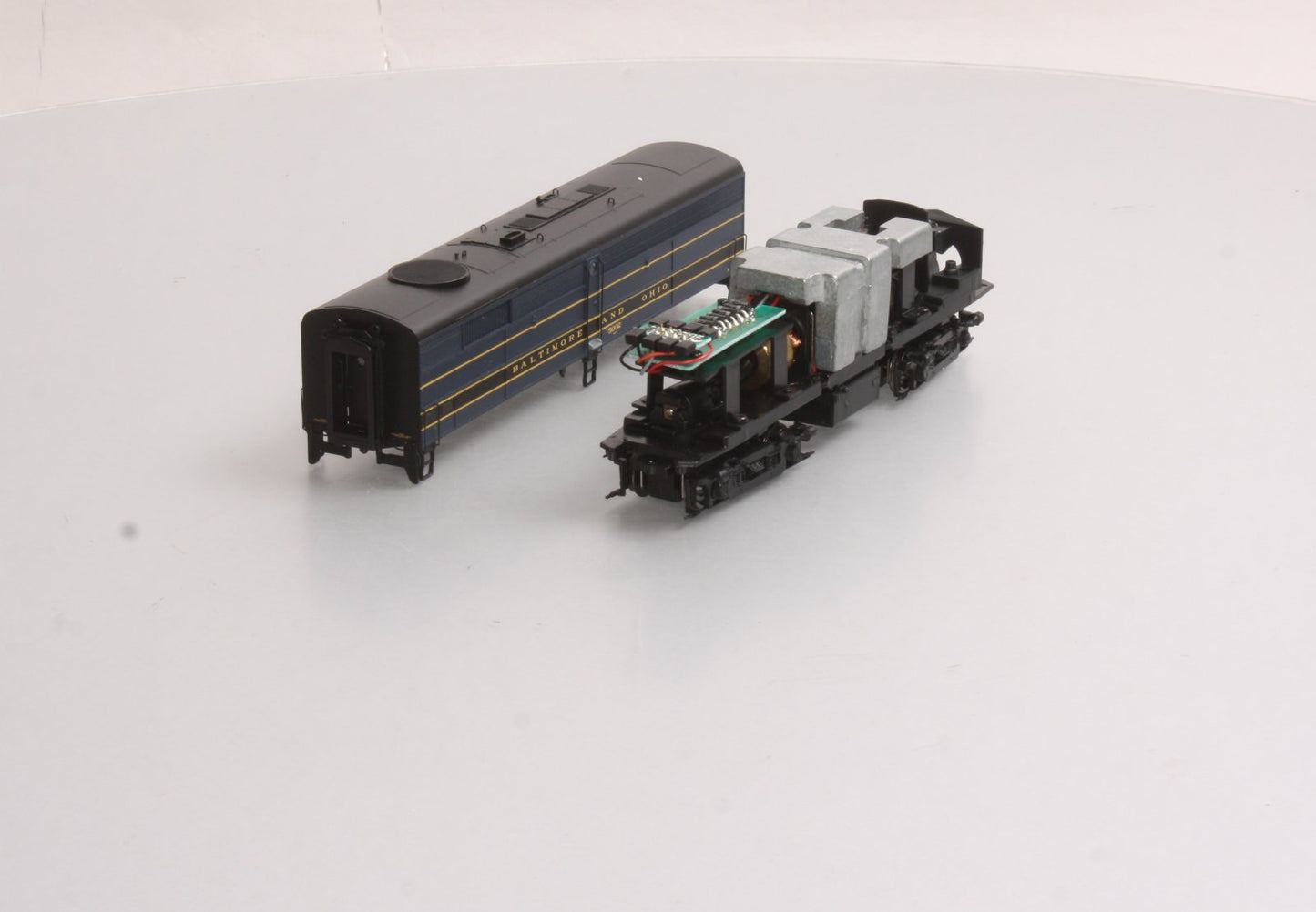 Proto 2000 30201 Baltimore & Ohio FB2 Locomotive #5002