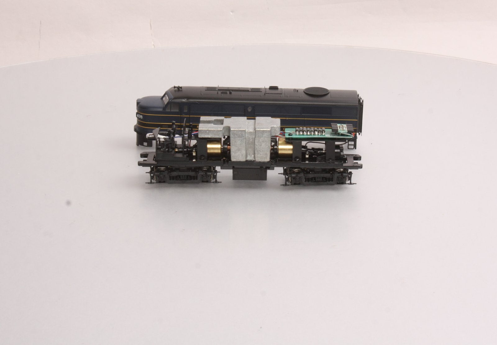 Proto 2000 30201 HO Scale Baltimore & Ohio FA-2 Powered Diesel Locomotive #4019