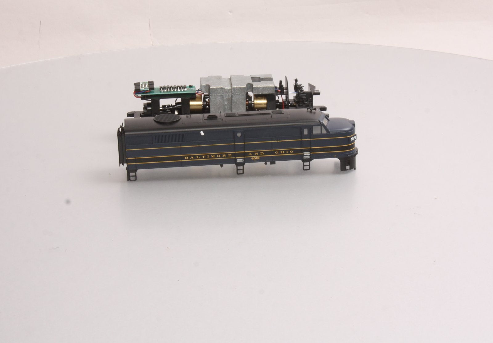 Proto 2000 30201 HO Scale Baltimore & Ohio FA-2 Powered Diesel Locomotive #4019