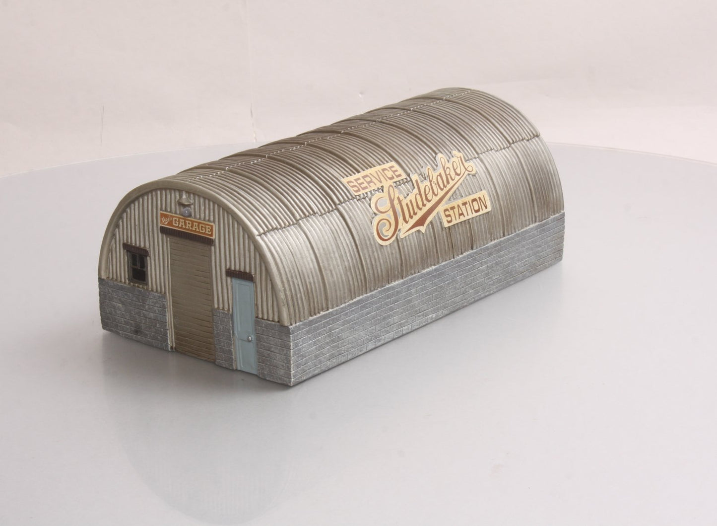 Menards 279-7849 O Gauge Moe's Garage Quonset Hut Assembled VG/Box
