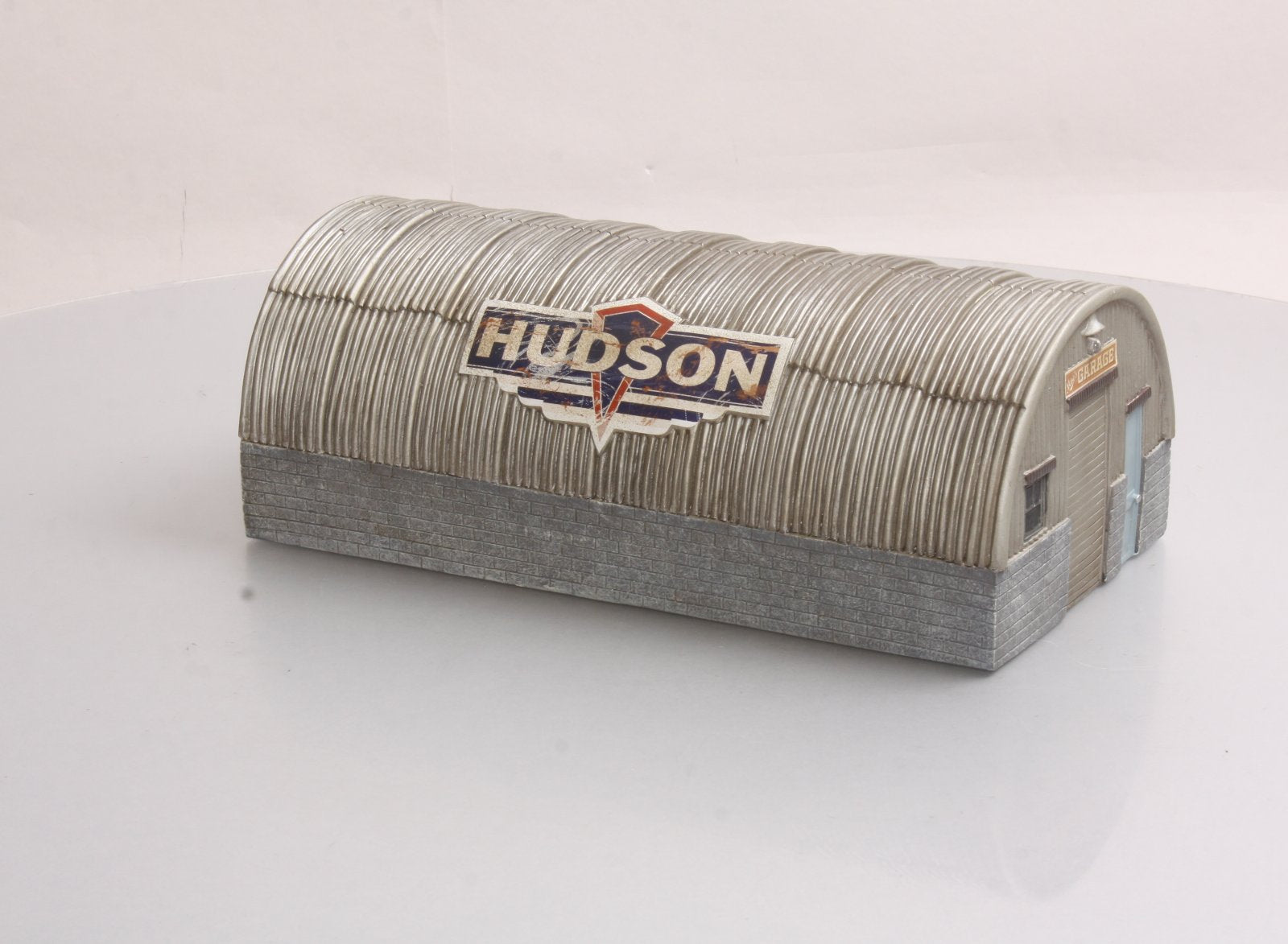 Menards 279-7849 O Gauge Moe's Garage Quonset Hut Assembled VG/Box