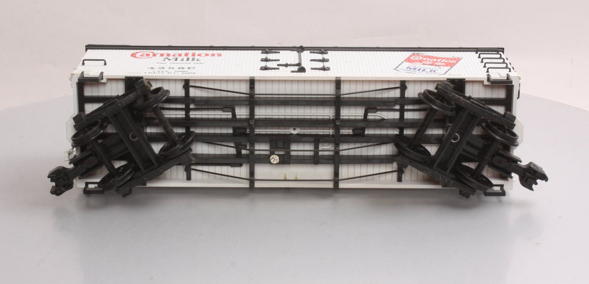 Delton 4258C G Scale Carnation Milk Reefer Car #4258C LN/Box