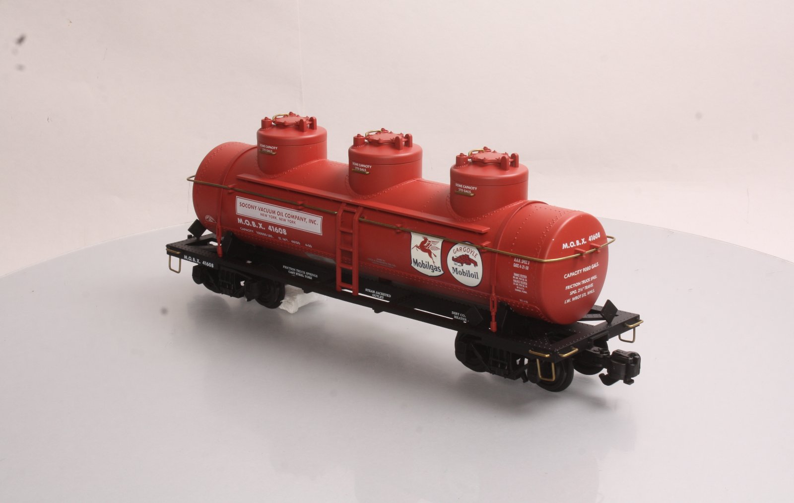 Aristo-Craft 41608 Mobil Triple Dome Tank Car LN/Box