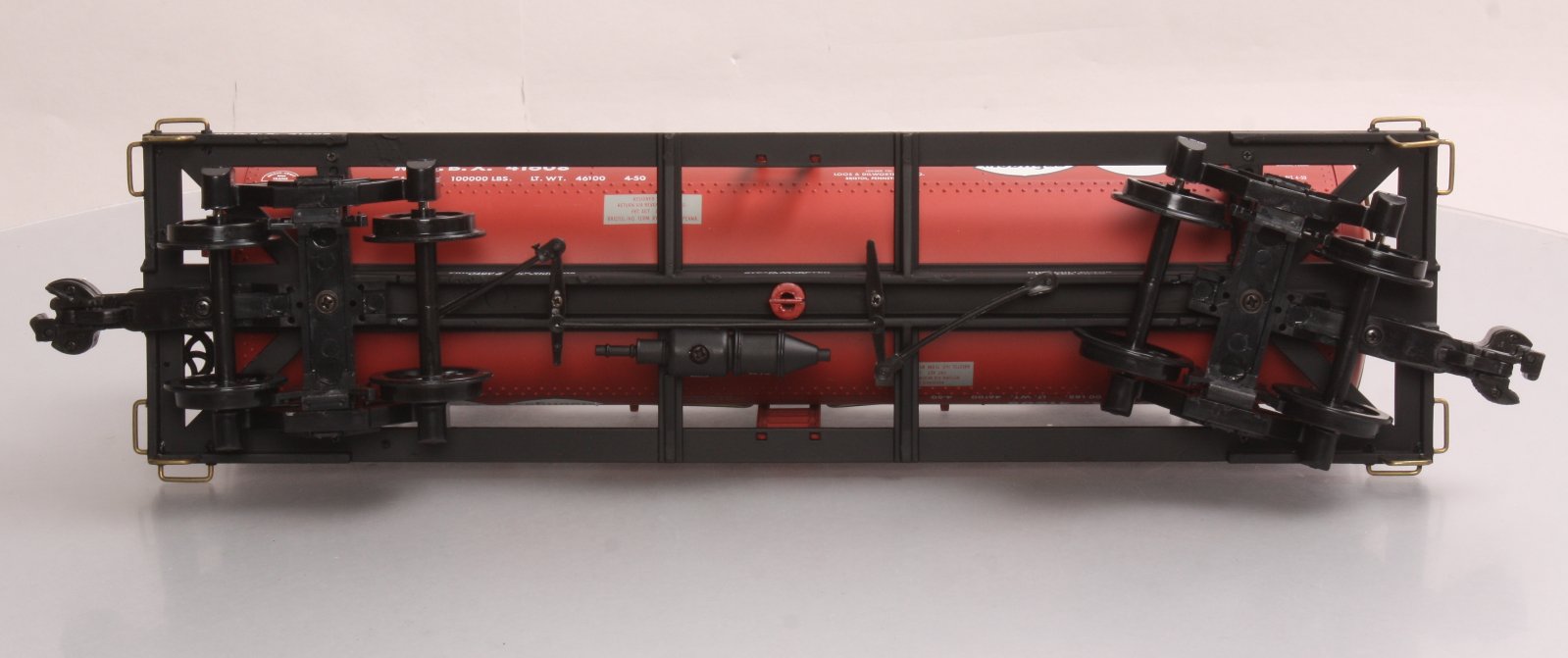 Aristo-Craft 41608 Mobil Triple Dome Tank Car LN/Box