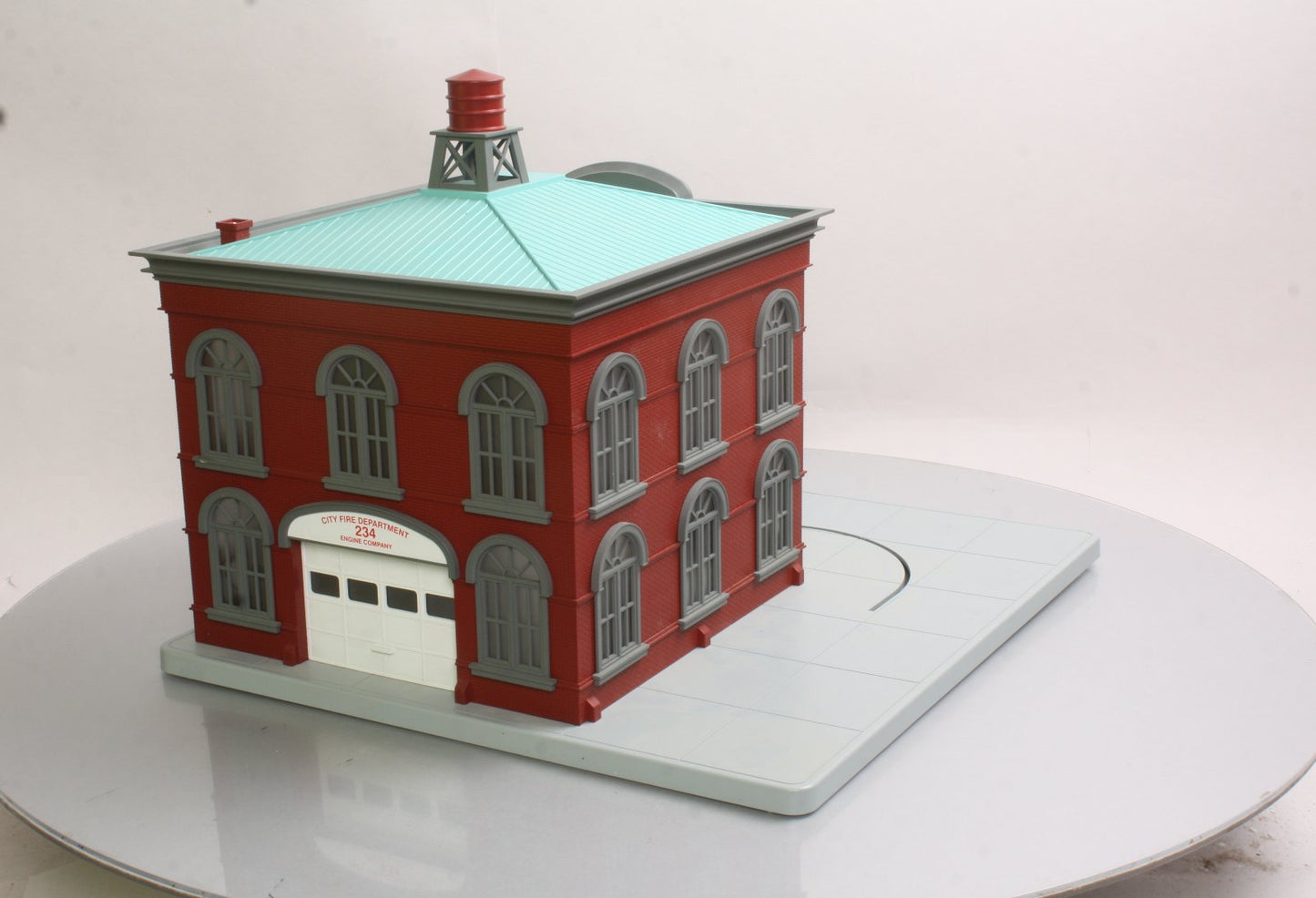 MTH 30-9102 O Gauge Operating Firehouse LN/Box
