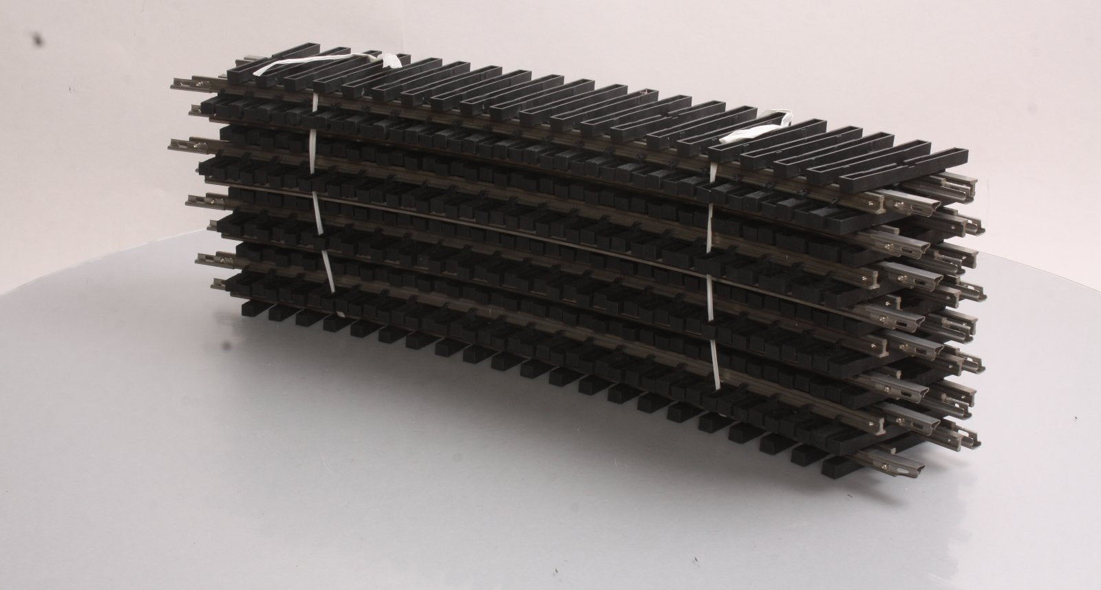 Aristo-Craft 20115 USA Stainless Steel 8' Curved Track (16) LN/Box