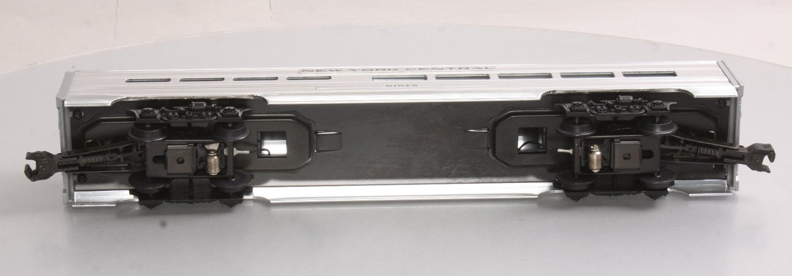 Weaver New York Central 60' Aluminum Dining Car LN/Box