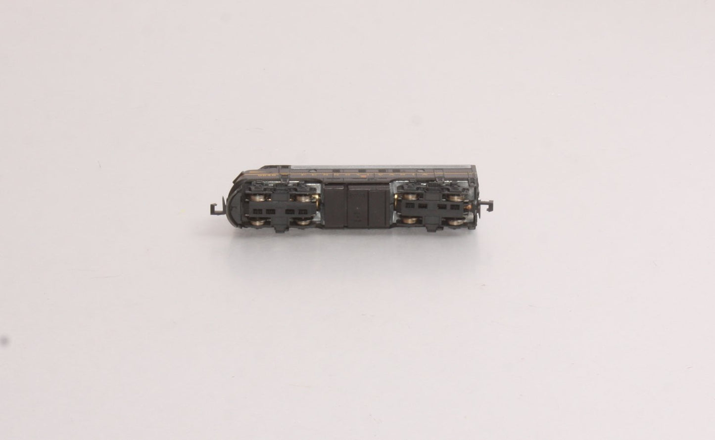 Kato 176-093 N Pennsylvania Powered F7A Single Headlight Diesel Locomotive #9646 LN/Box