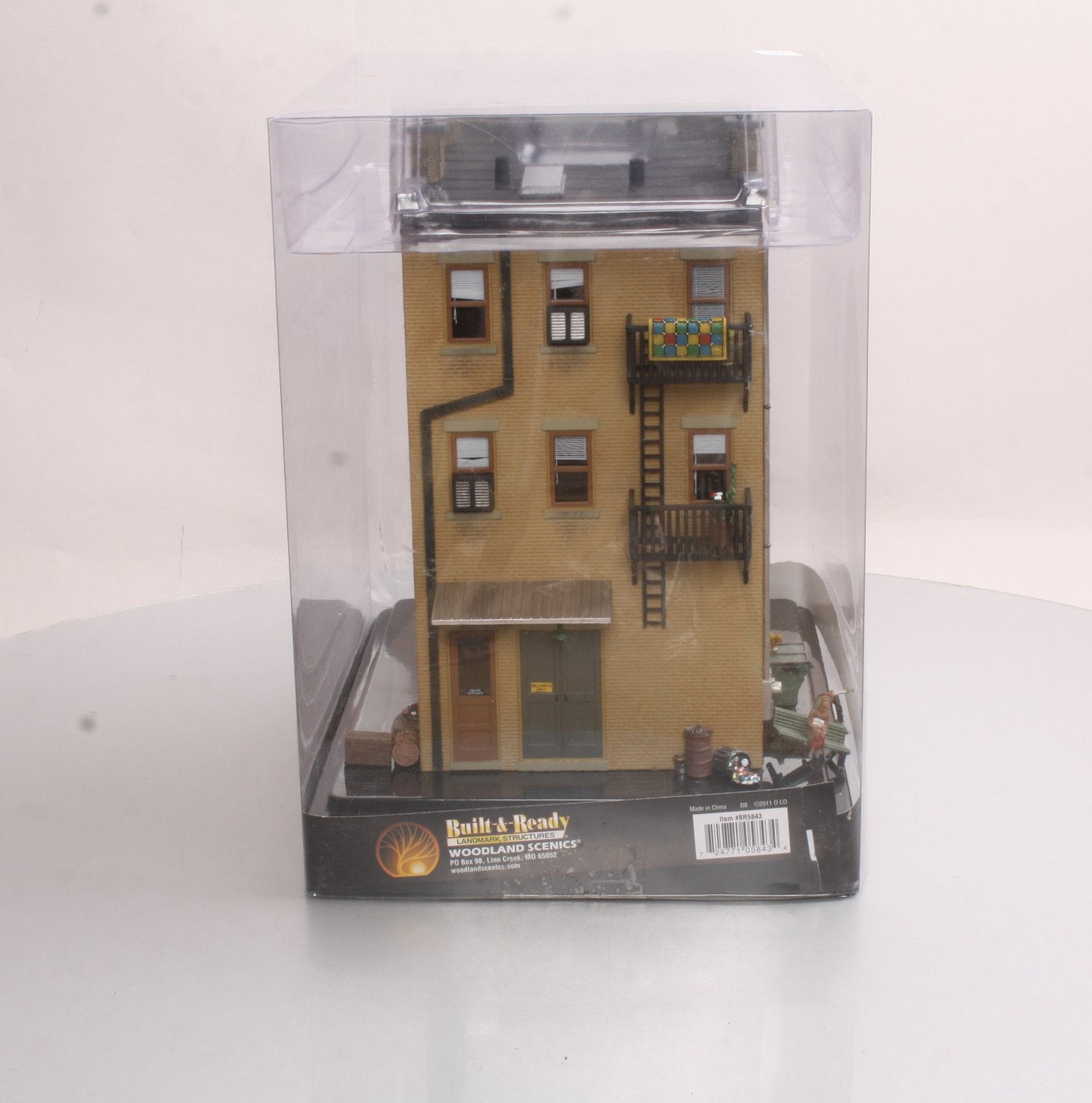 Woodland Scenics BR5843 O Scale Built-&-Ready J.W. Cobbler Building LN/Box