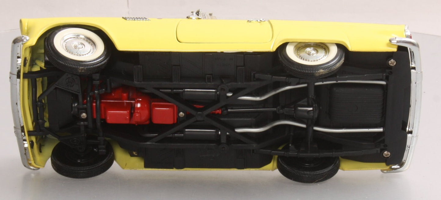 Road Legends 92068 1:18 1955 Ford Thunderbird Convertible in Yellow