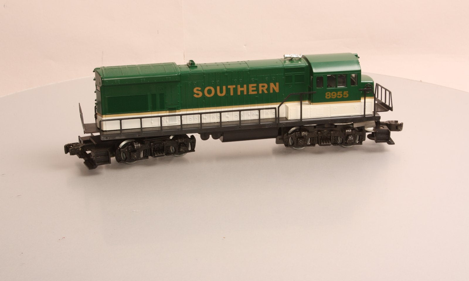 Lionel 6-8955 O Gauge Southern U36B Diesel Locomotive #8955 EX/Box