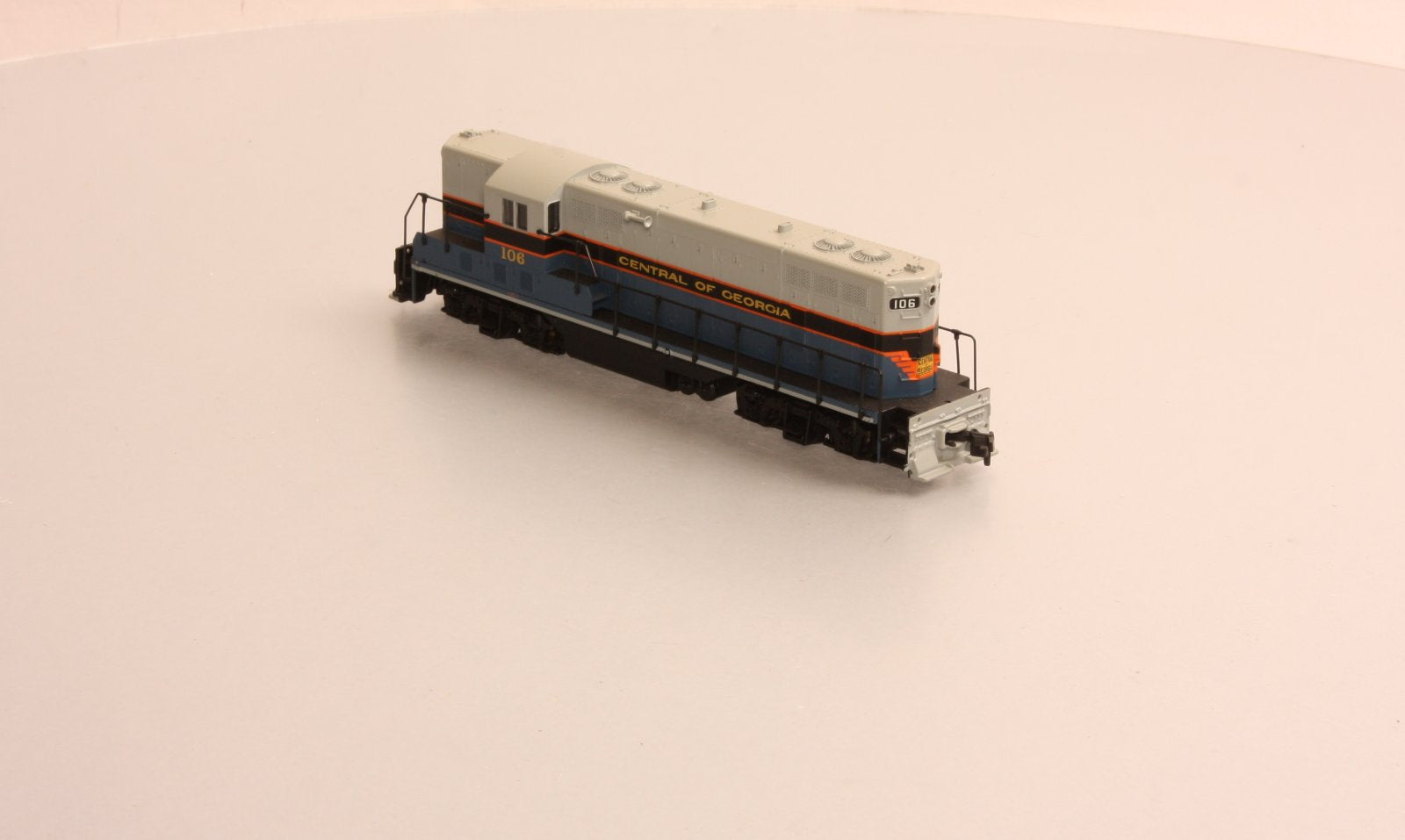 Atlas 48036 N Central Of Georgia GP-7 Diesel Locomotive Standard DC #106