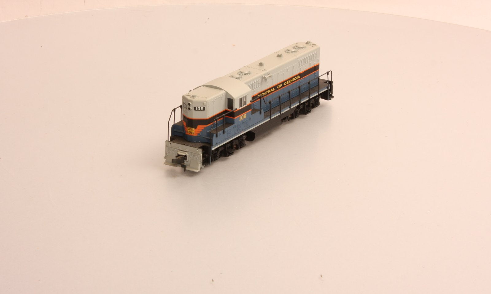 Atlas 48036 N Central Of Georgia GP-7 Diesel Locomotive Standard DC #106