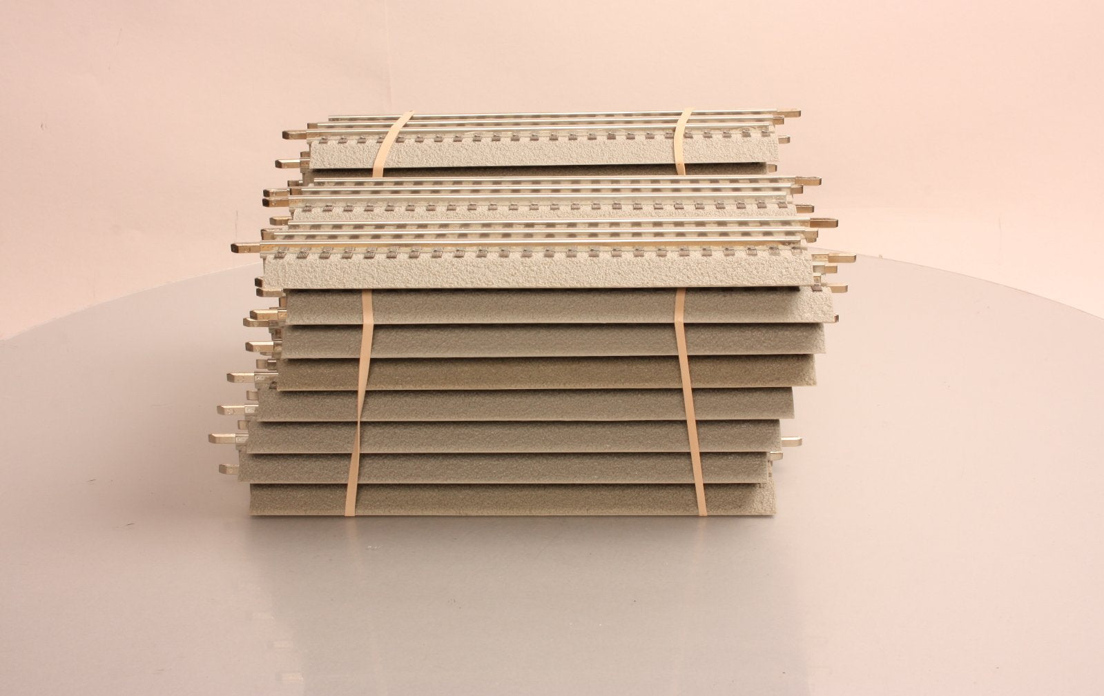 Lionel 6-12014 FasTrack 10 Inch Straight Track (25) EX