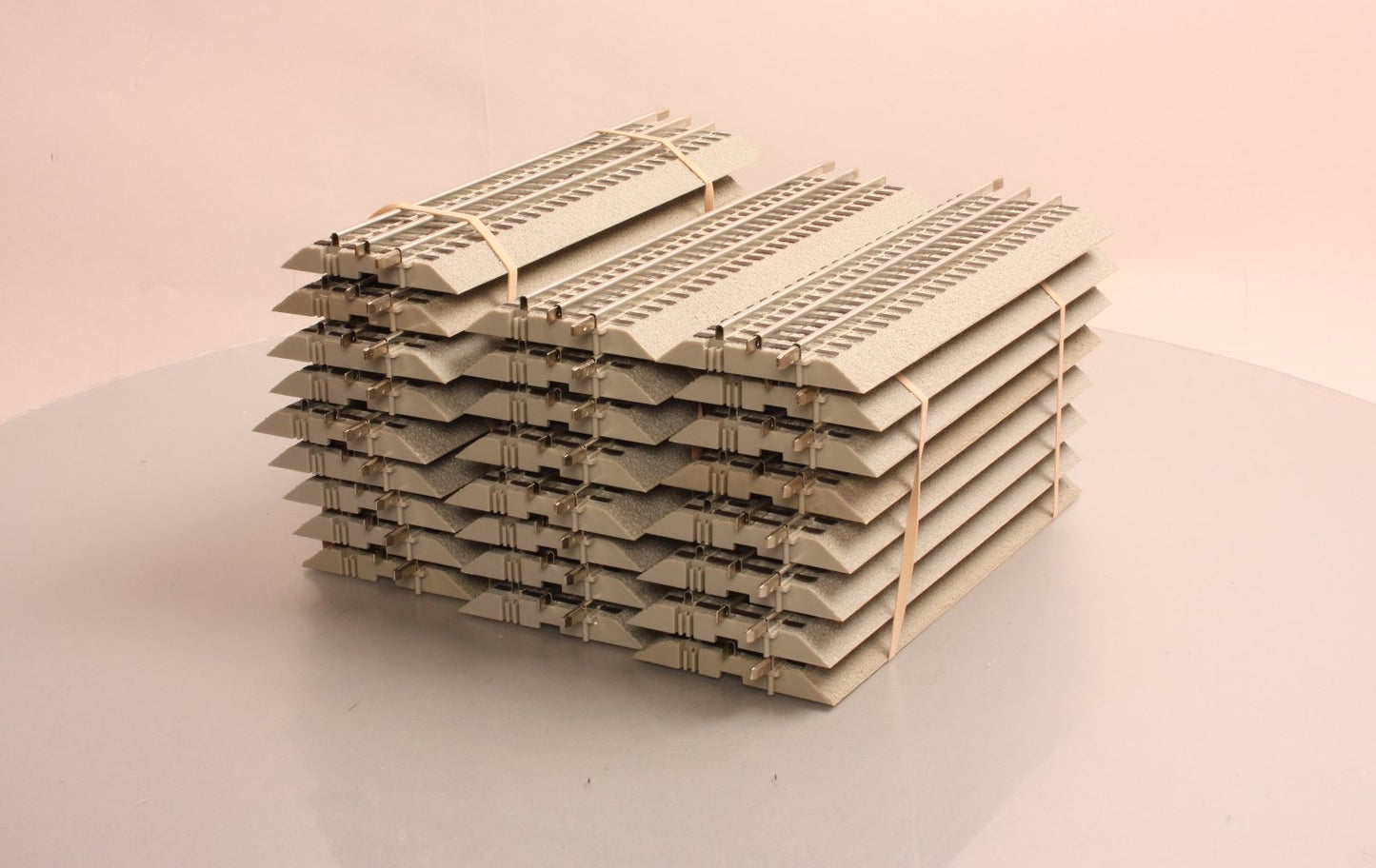 Lionel 6-12014 FasTrack 10 Inch Straight Track (25) EX