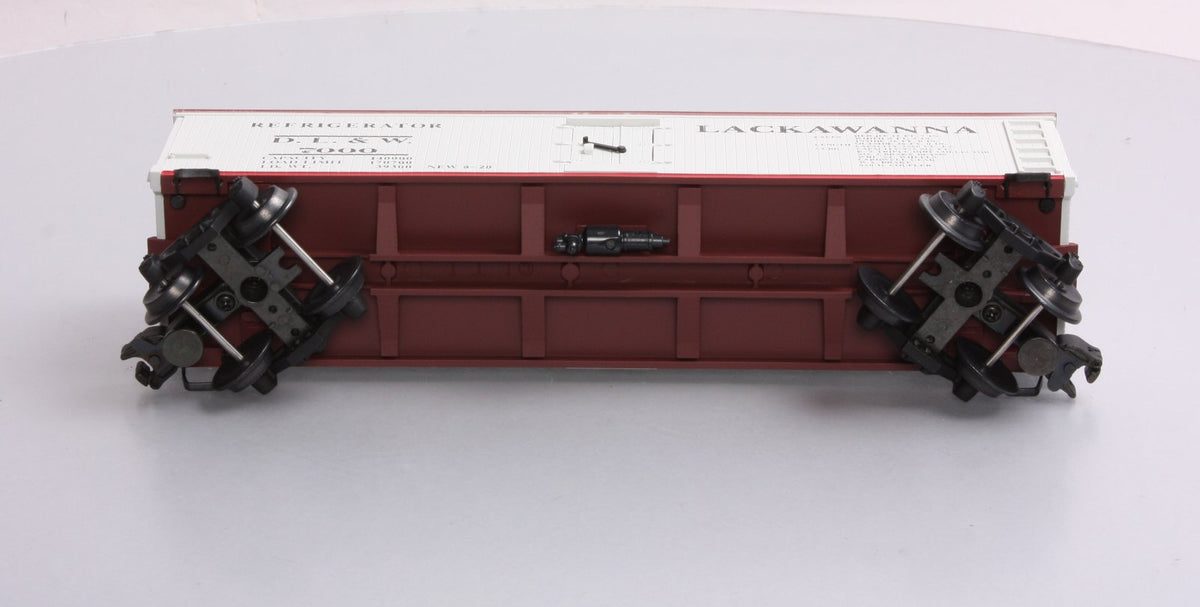 Lionel 6-51301 O Gauge Lackawanna Refrigerator Car #7000 LN/Box
