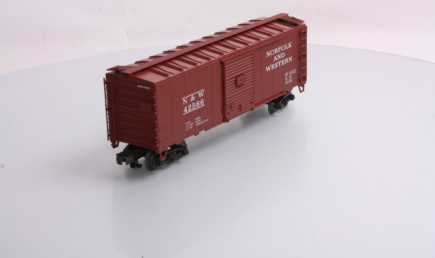 Petersen N&W Steel Boxcar #42566 - 3 Rail EX/Box