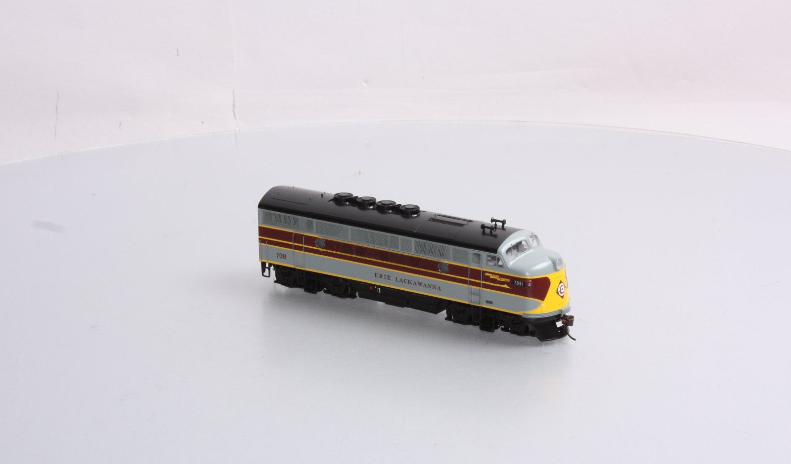 Athearn G2013 HO Erie Lackawanna F-3A Phase 2 Diesel Locomotive #7081 NIB