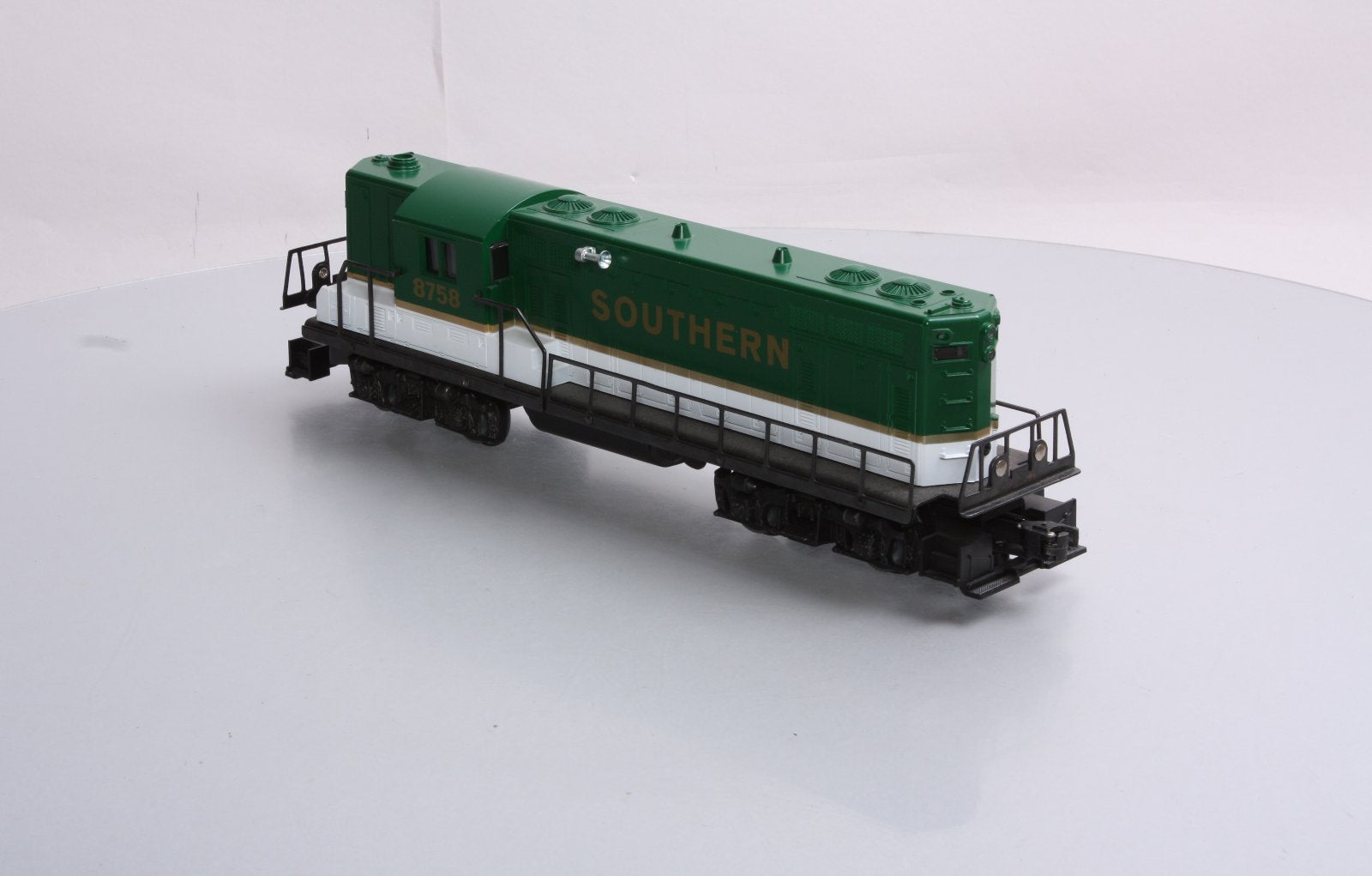 Lionel 6-8758 O Southern GP-7 Dummy Diesel Locomotive LN/Box