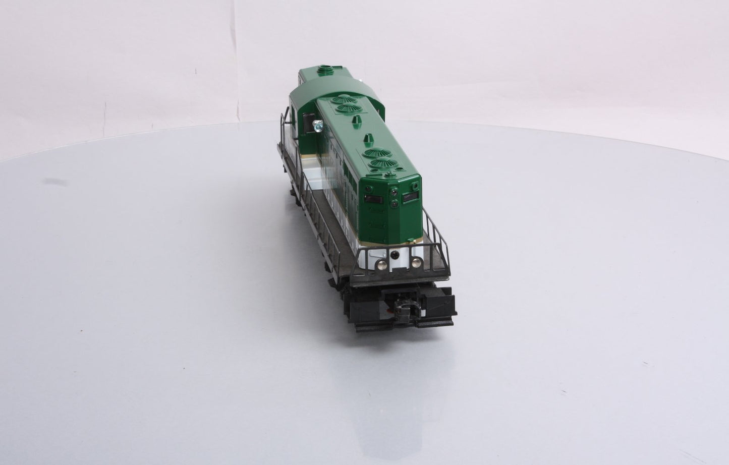 Lionel 6-8758 O Southern GP-7 Dummy Diesel Locomotive LN/Box