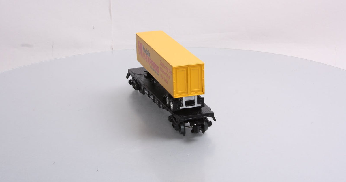 Lionel 6-58538 O Gauge LOTS New York Central Flatcar w/ Kodak Express Trailer NIB