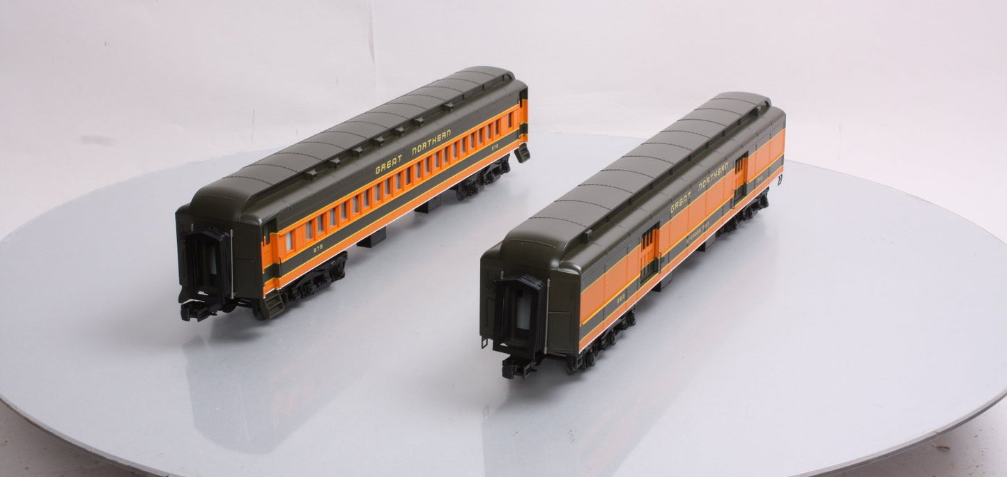 MTH 20-44011 O Great Northern 70' Madison Baggage/Coach LN/Box