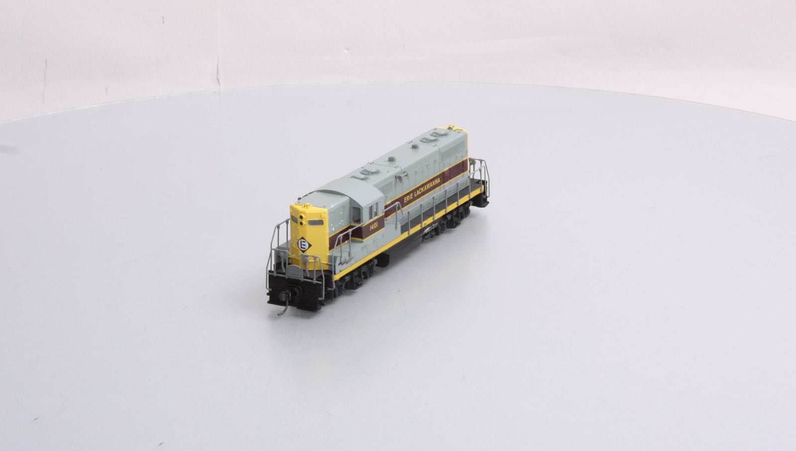 Atlas 8211 HO Scale Erie Lackawanna GP-7 Powered Diesel Locomotive #1401 LN/Box