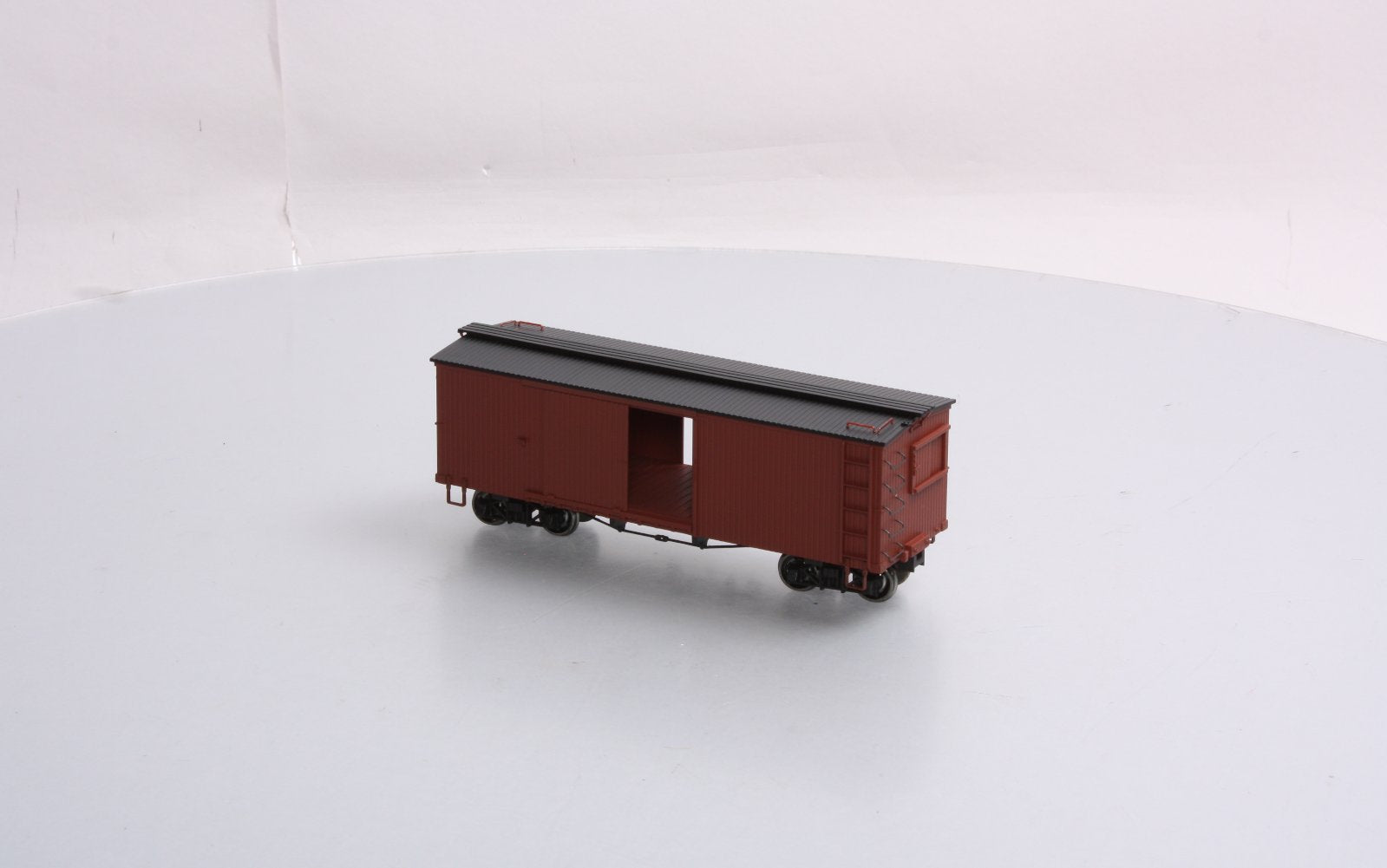 Bachmann Spectrum 27099 On30 Painted & Unlettered Wood Boxcar