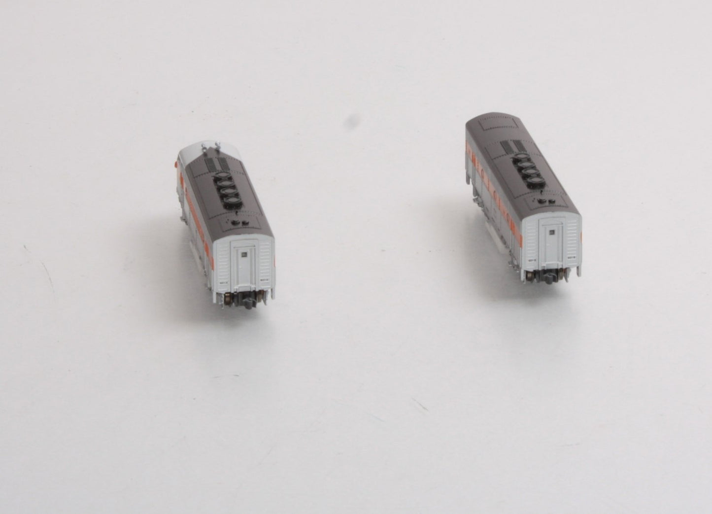 Kato 106-0302 N Scale Western Pacific F3 A/B Diesel Locomotive Set LN/Box