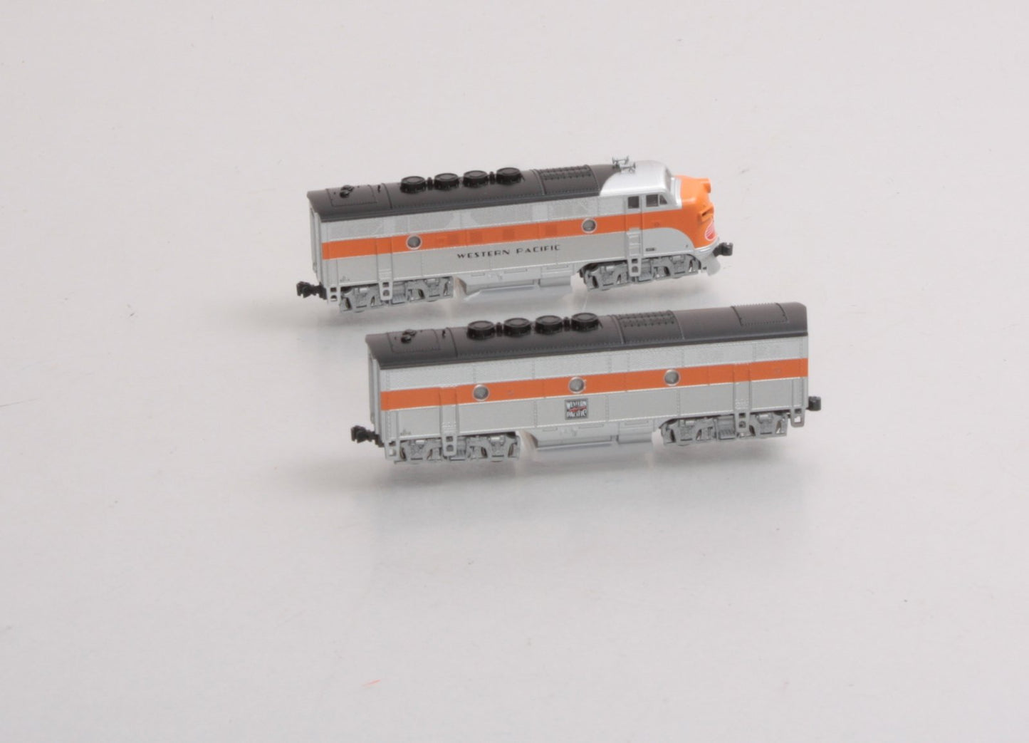 Kato 106-0302 N Scale Western Pacific F3 A/B Diesel Locomotive Set LN/Box