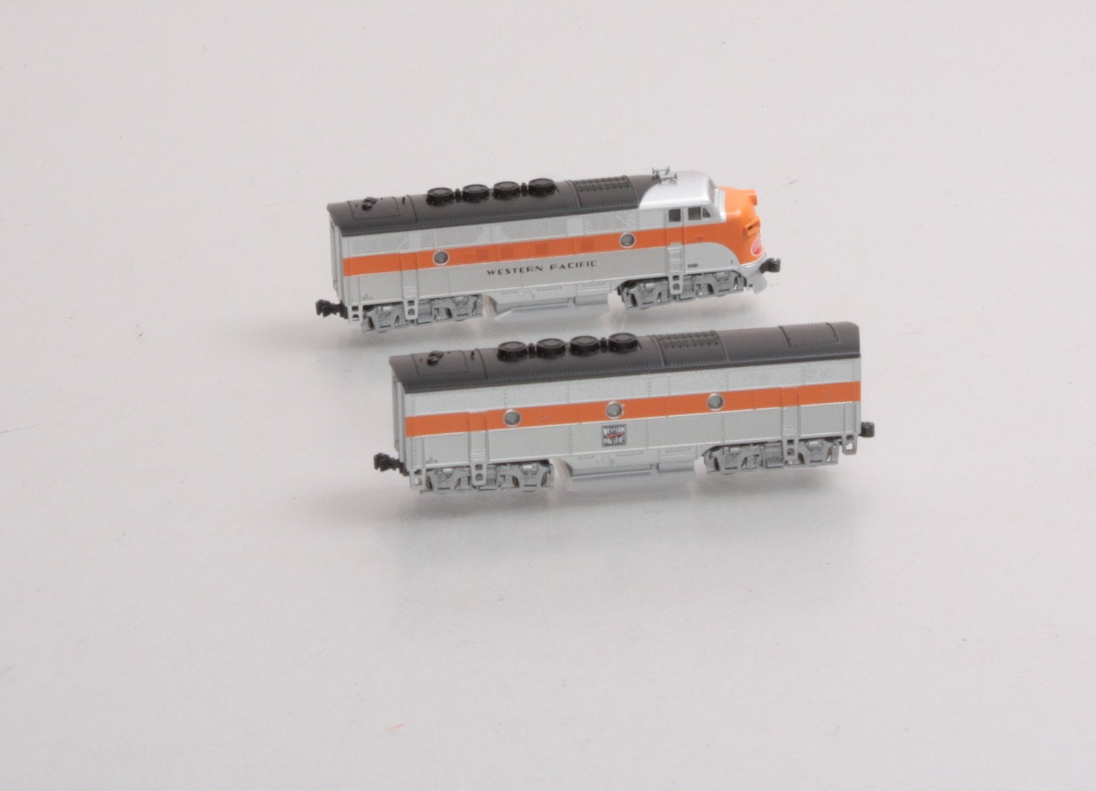 Kato 106-0302 N Scale Western Pacific F3 A/B Diesel Locomotive Set LN/Box
