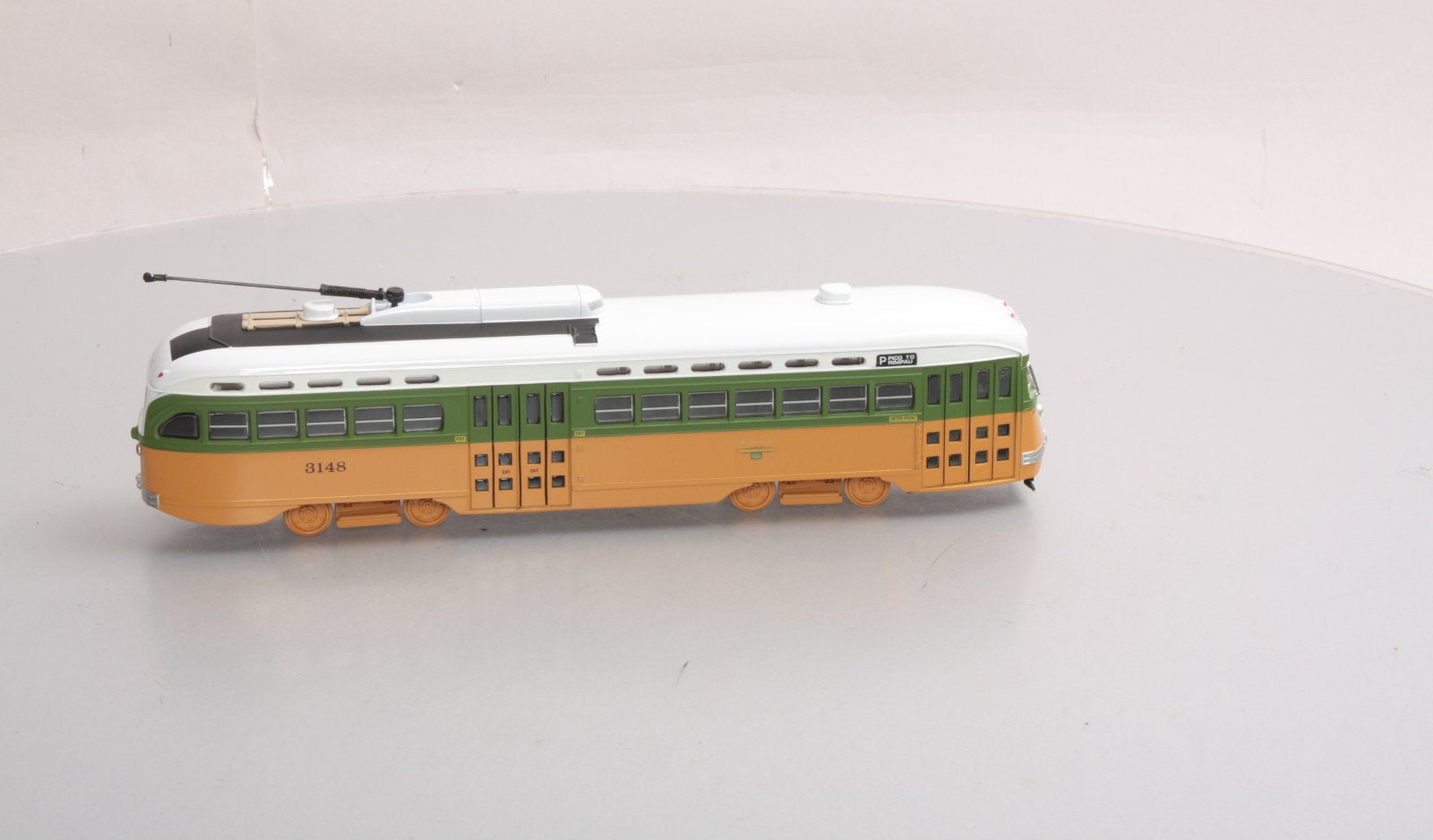 Corgi US55021 1:50 LA Fruit Salad PCC Streetcar