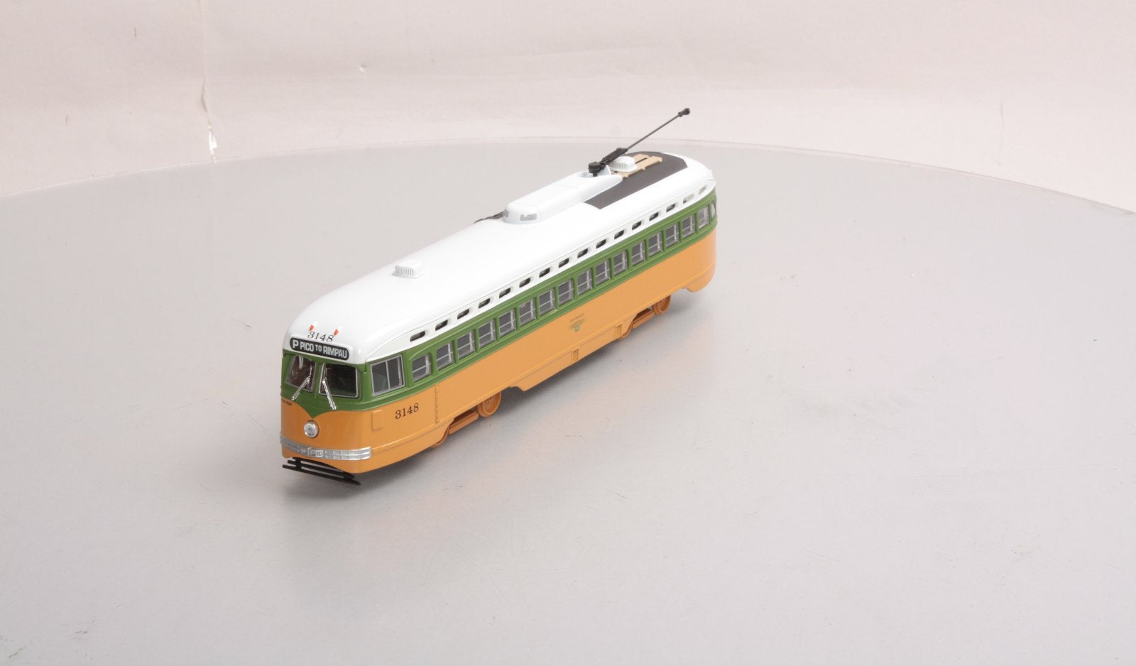 Corgi US55021 1:50 LA Fruit Salad PCC Streetcar