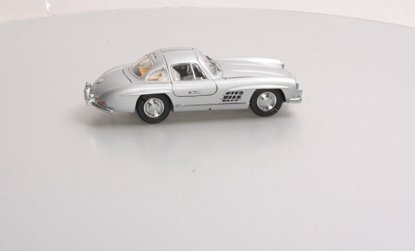 Franklin Mint 1954 1:24 Mercedes Benz 300 SL Convertible