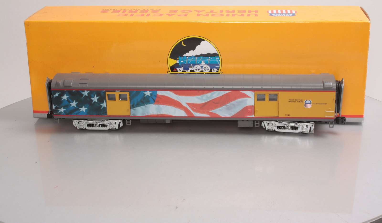 MTH 20-68002 O Gauge Union Pacific 70’ ABS Smooth Side Baggage Car #5769 LN/Box