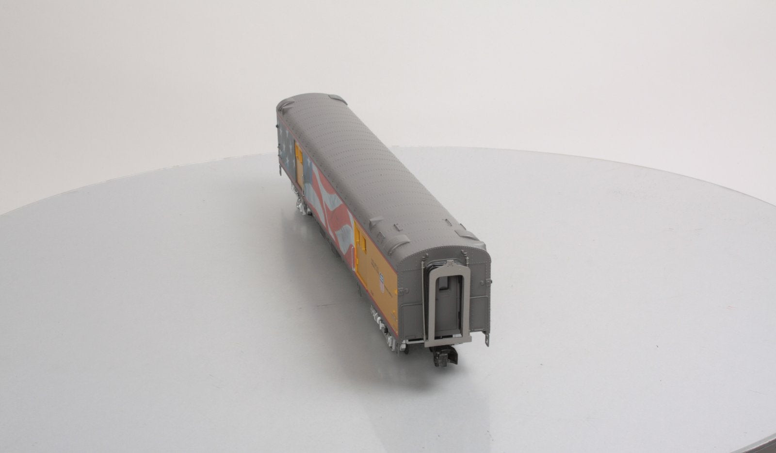 MTH 20-68002 O Gauge Union Pacific 70’ ABS Smooth Side Baggage Car #5769 LN/Box