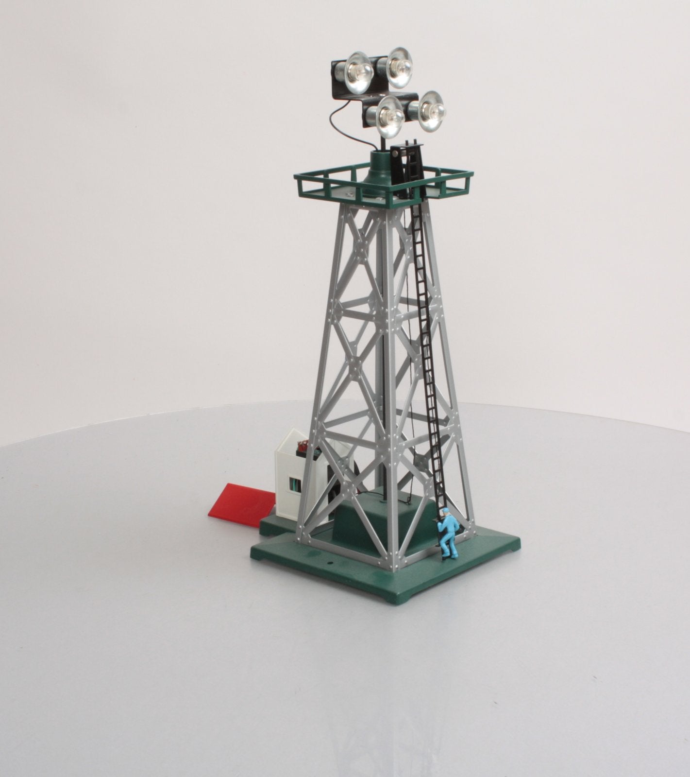 MTH 30-9120 O Animated Gabe the Lamplighter LN/Box