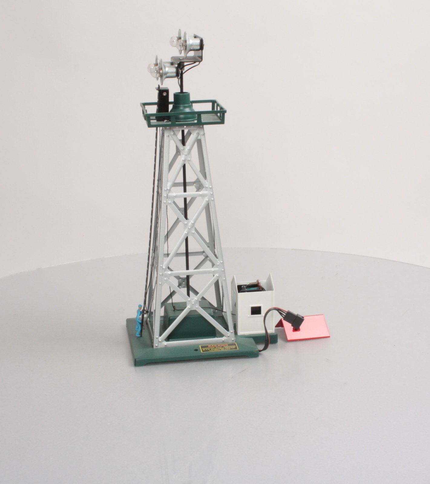 MTH 30-9120 O Animated Gabe the Lamplighter