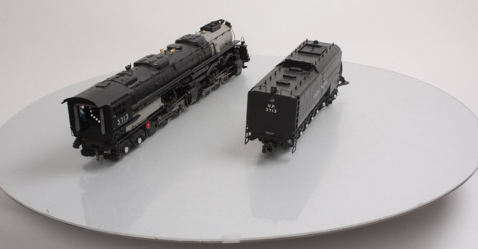 MTH 20-3089-1 Union Pacific 4-6-6-4 Challenger Steam Loco & Tender w/PS2 #3713 LN/Box
