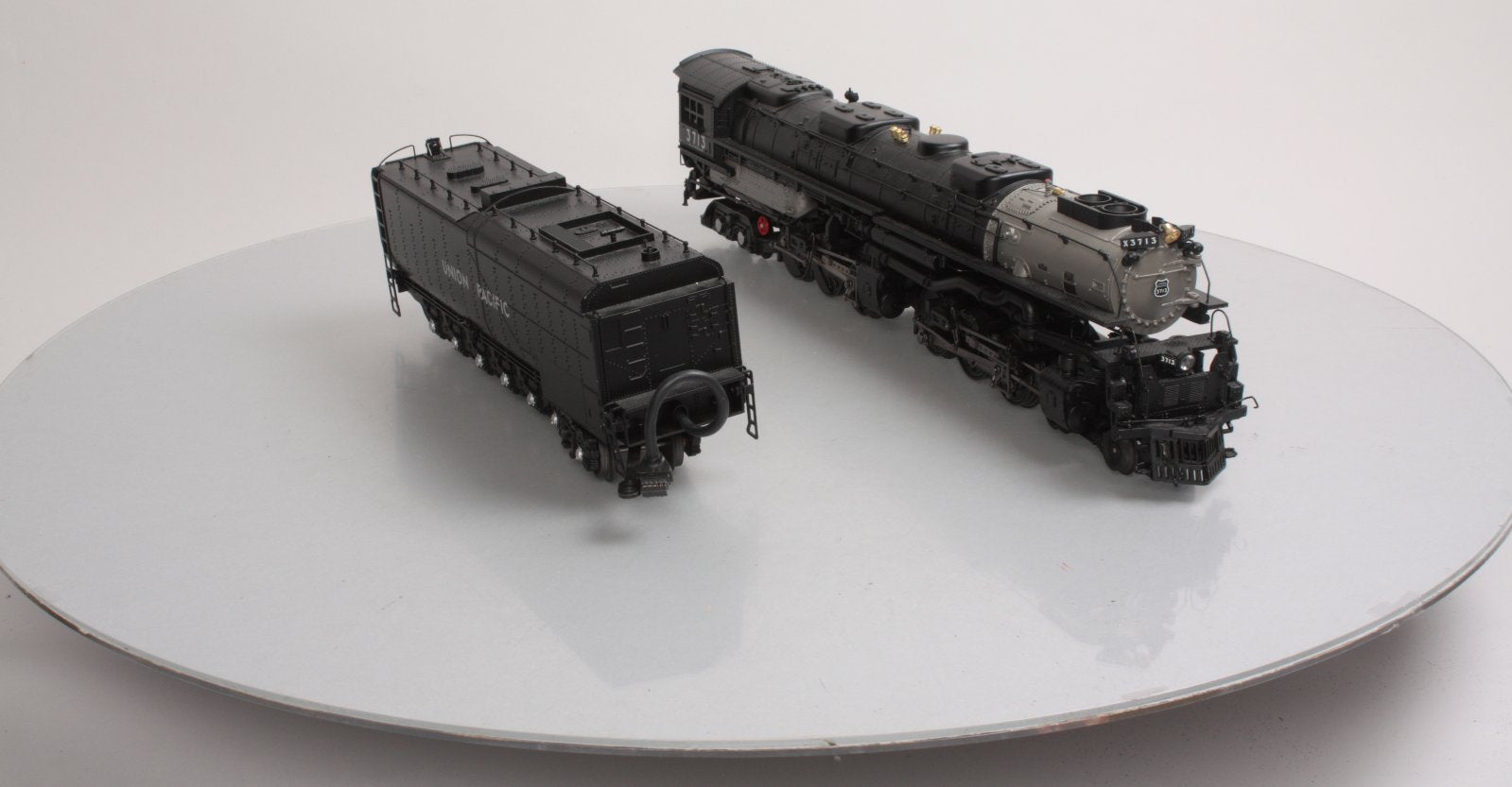 MTH 20-3089-1 Union Pacific 4-6-6-4 Challenger Steam Loco & Tender w/PS2 #3713 LN/Box
