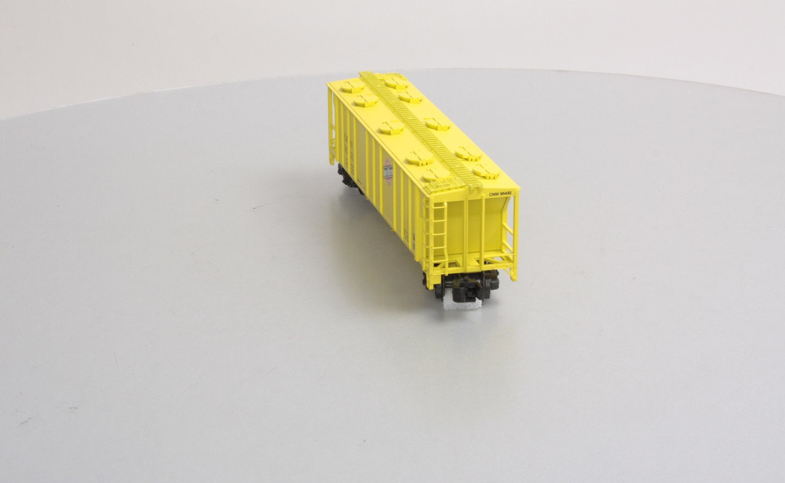 S-Helper 00400 S Gauge Chicago & North Western 3-Bay PS-2 Covered Hopper #95432 EX/Box